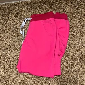 Shocking pink zamoras